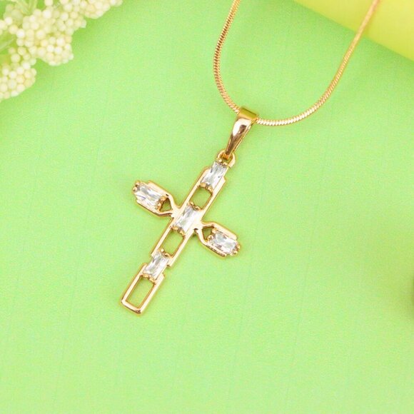 "Rose Gold Cross Pendant with Baguette-Cut White Stones Design, XPPT1607 - Picture 9 of 12